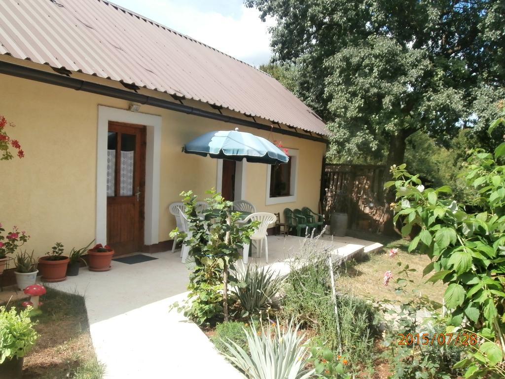 Rooms "Dragica" Otočac Extérieur photo